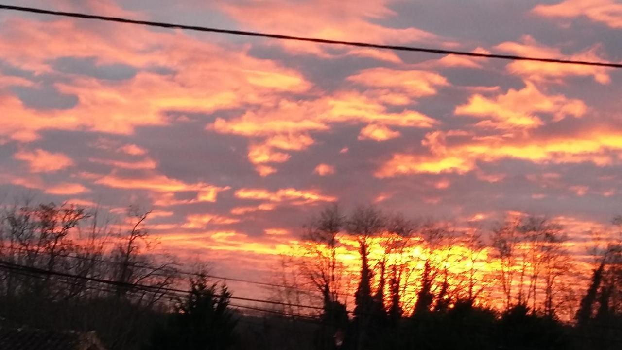 A Clair Matin Lägenhet Estang Exteriör bild
